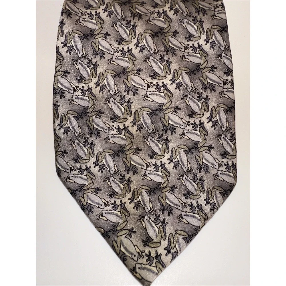 The Nature Conservancy Preservation Collection 100% Silk Tie‎ Blue Back Frog